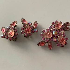 Vintage Judy Lee pin and clip on earring set.